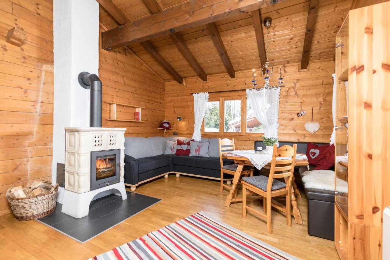 Alpen-Chalets Achensee เมาราค ภายนอก รูปภาพ